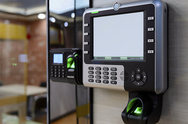 G&uuml;venlik enjeksiyon kalıbı ve kalıplama