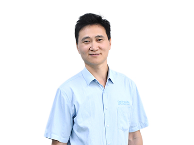 射出成形マネージャー ルー氏