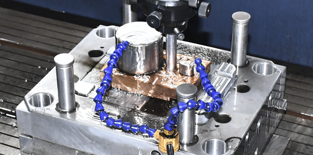 射出成形金型製作サービス